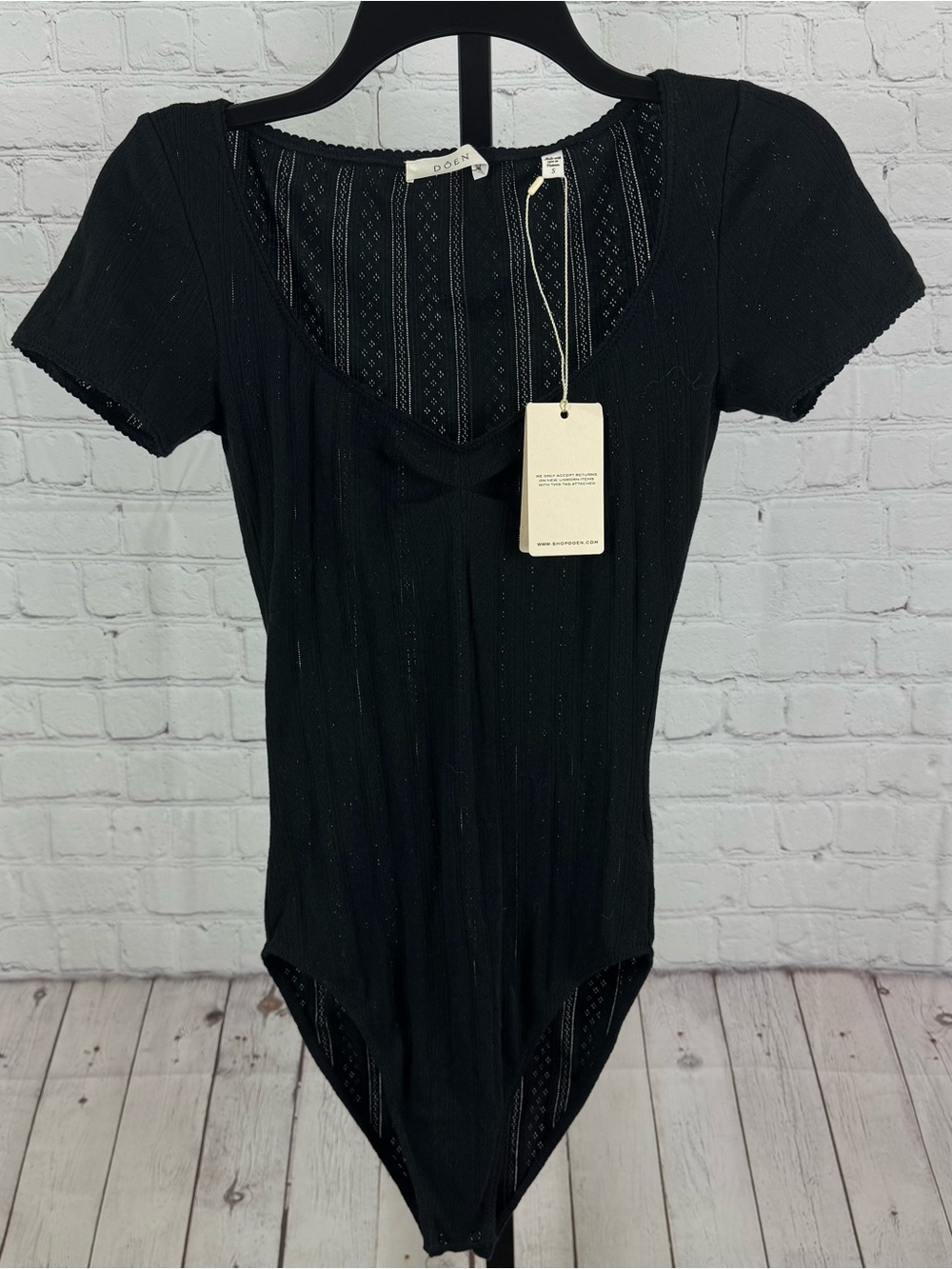 Doen Coleta Black Bodysuit Pointelle Knit Scoop Neckline Size Small